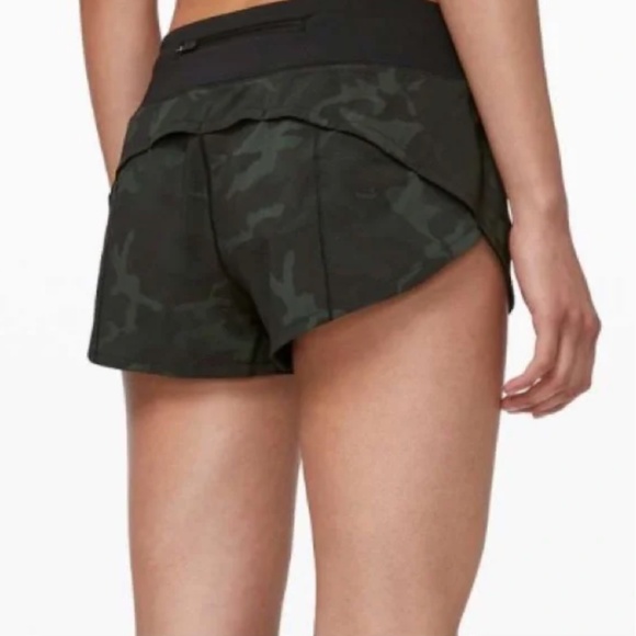 LULULEMON Speed Up Short Green Camouflage Size 6 - Picture 4 of 10